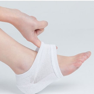  Białe bawełniane skarpetki Anti Crack Heel Skarpety Miękkie elastyczne silikonowe nawilżające skarpetki do pielęgnacji stóp