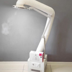 Air-magic Mini vloer afzuigkap voor manicure, pedicure en podologie.